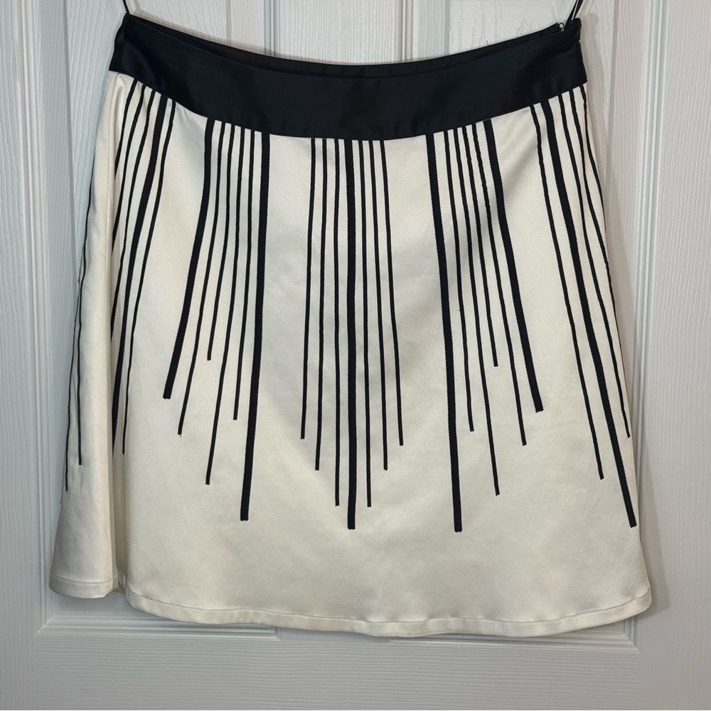 WHBM Flowy A-Line Silky Feel Shiny A-Line Skirt Summer Glam Evening Fancy Sz 6